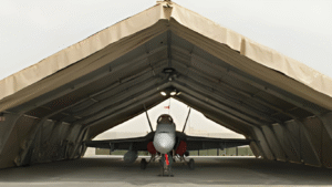 Appache Hanger, Airbase